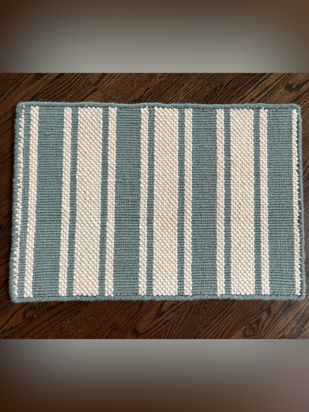 27 inches x 18.5 inches Striped Fern & Cream Accent Rug 100% Wool